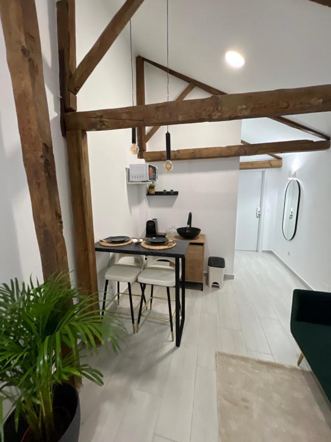 Suites Chic Herencia Luaran gambar