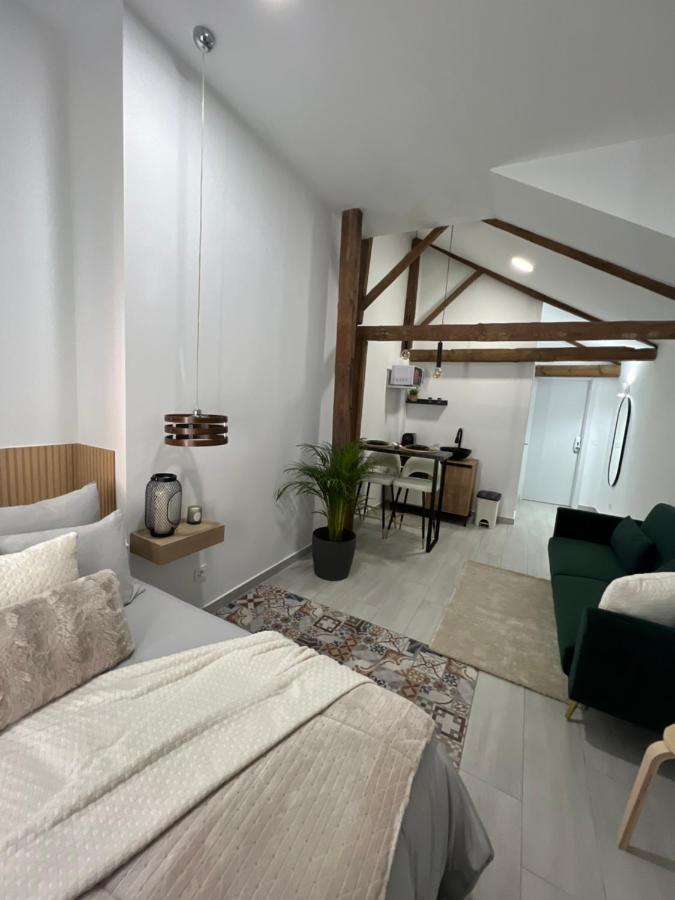 Suites Chic Herencia Luaran gambar