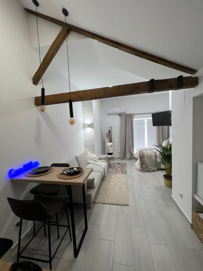 Suites Chic Herencia Luaran gambar