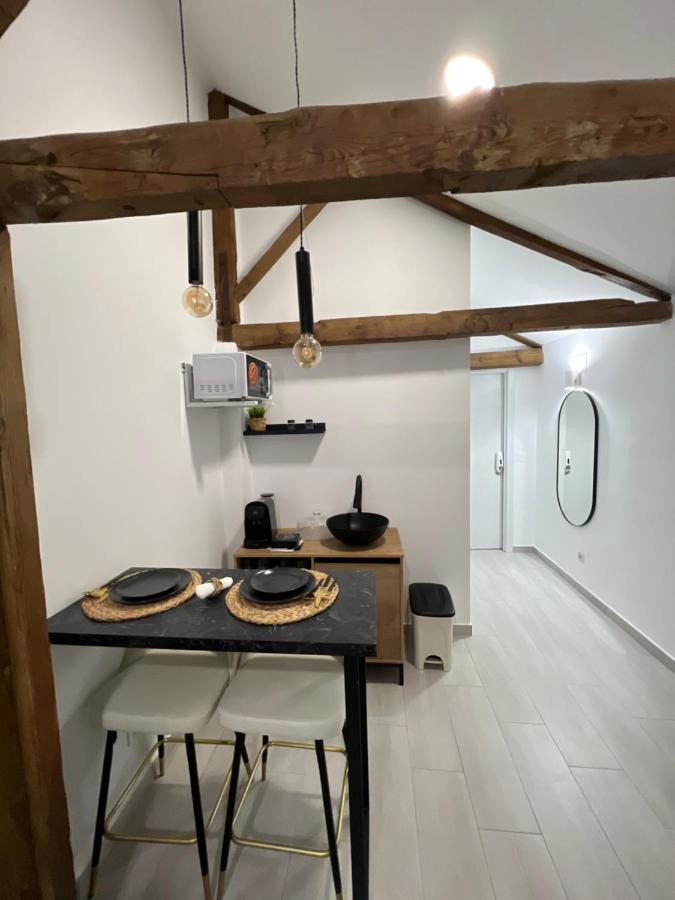 Suites Chic Herencia Luaran gambar